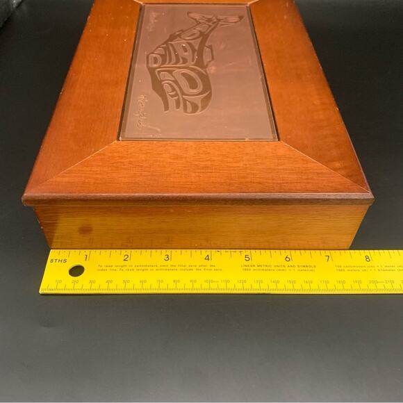 Vintage Roxana Leask Copper 11.5” Keepsake Whale Box Alaskan Art - Picture 14 of 15